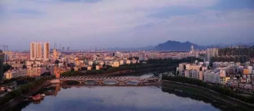 gdp增速_2015年驻马店gdp(3)