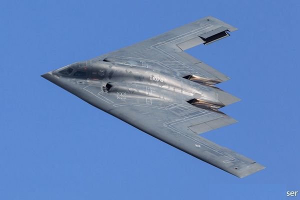 界上最贵的军用飞机 揭秘美国战机贵在何处 - 