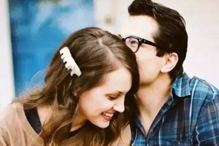 男人的人品, 只看两点! 女人的猫性, 过期不候!