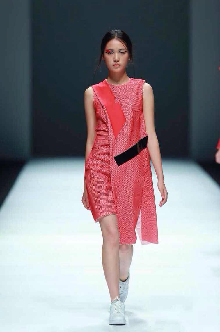 合肥18岁高考生收到香港大学面试通知 女学霸