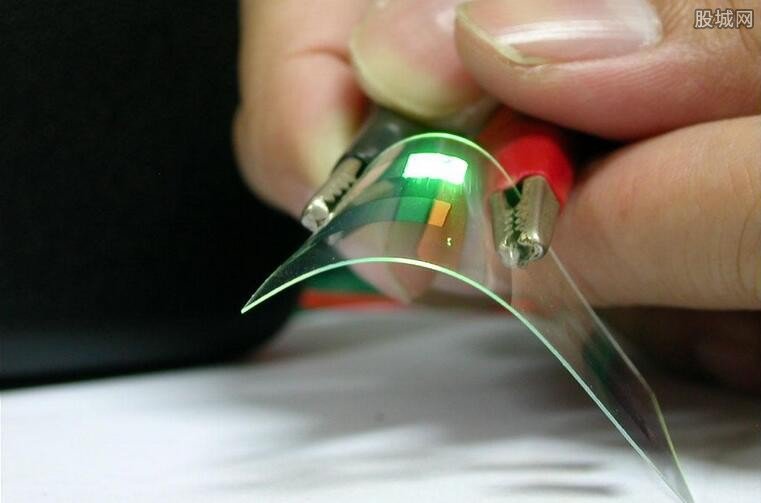 超华科技股票怎么样? 涉足柔性屏引领科技浪潮