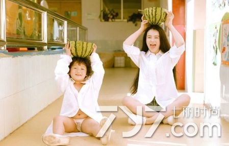 吃西瓜减肥分享夏季吃西瓜减肥法-3023叶减肥喝快怎么泄图片