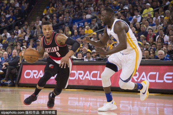 尽力! 利拉德 137 秒飙 12 分仍无用 - 3023.com