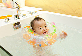 新生儿肚脐没长好 洗澡的时候碰水了怎么办? 