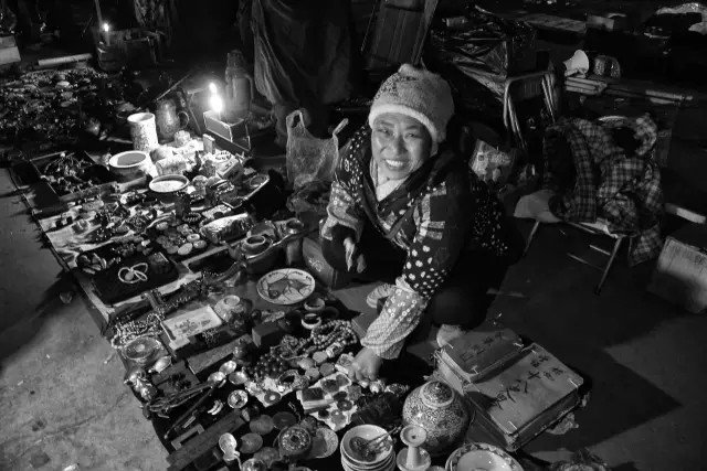 这个只开在半夜的市场, 藏着北京城一半的秘密