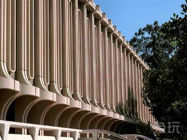 LOL进入世界名校: 加州大学设立LOL奖学金