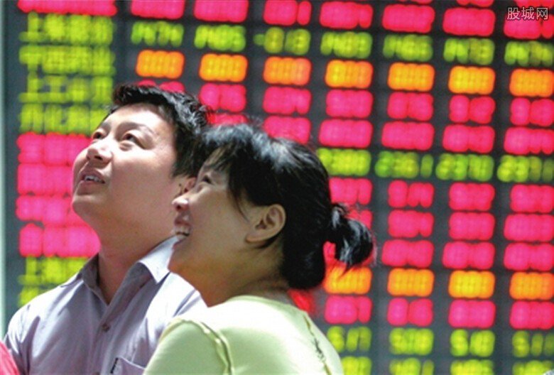 业绩下滑高分红玄机 哪些公司真正财大气粗 - 