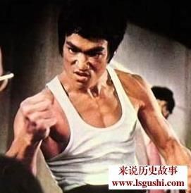 揭秘一代宗师叶问凭什么断言徒弟李小龙会短