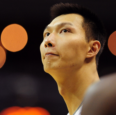 美记: 易建联比5年前优秀 但在湖人难获机会