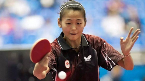 加拿大女子乒乓球排名第一的选手张墨,男子乒乓球排名第一的选手王臻