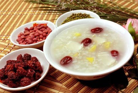 母亲节 给妈妈做一顿温馨养生粥