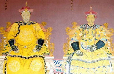 1831年奕詝即位,是为咸丰帝,从他开始皇帝们不再改名.