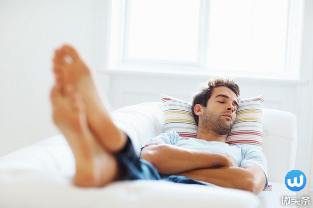 用这两个姿势睡觉居然有补肾奇效? 让你阳气十足!
